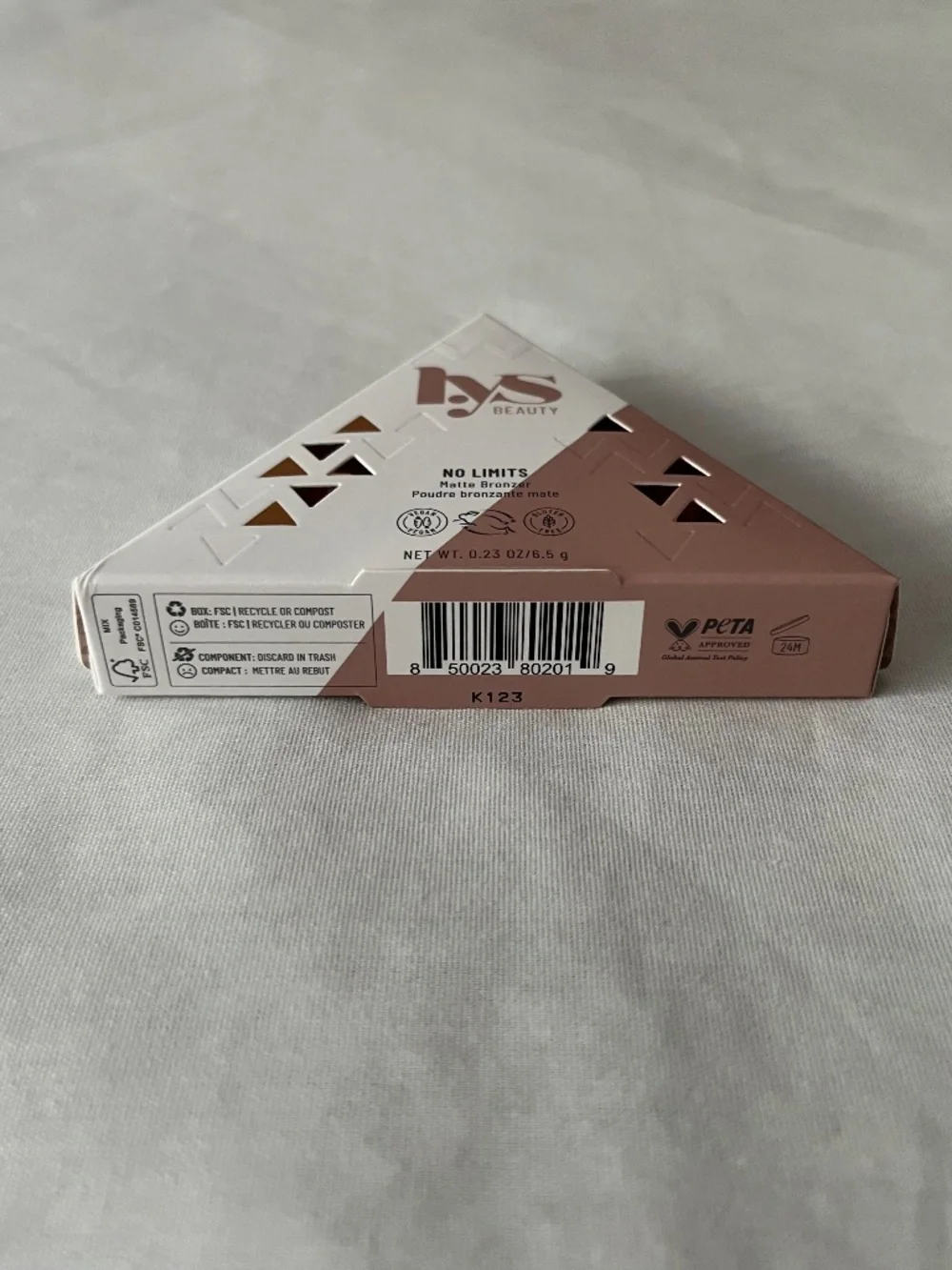 NEW in box LYS Beauty No Limits Matte Bronzer Motivate (Light)
